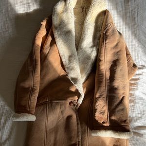 VINTAGE SHEARLING COAT